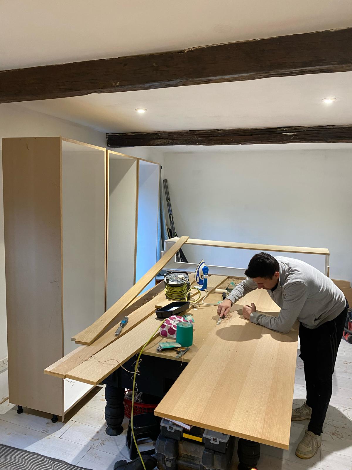 bespoke-wardrobe-frame-construction