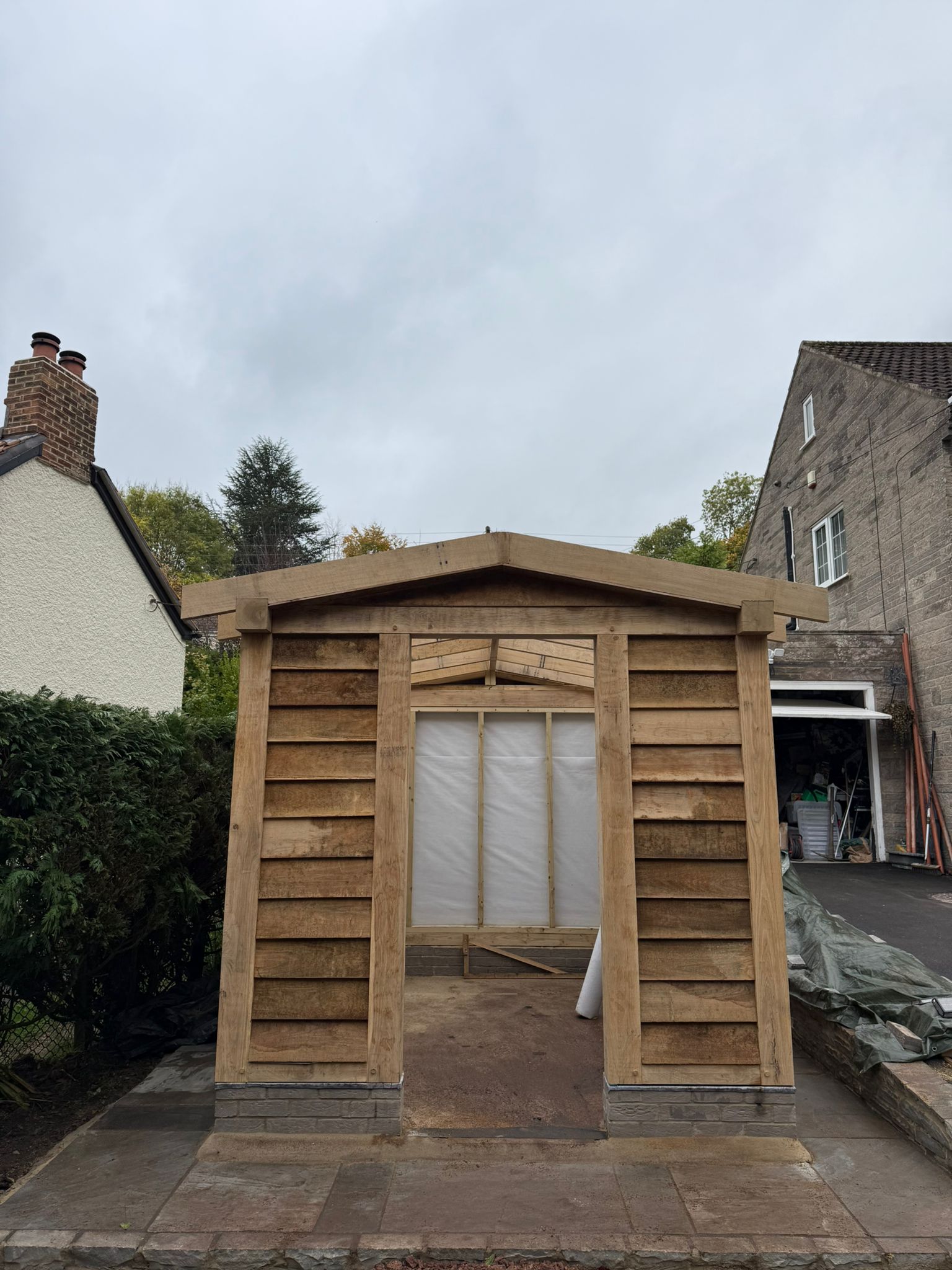 oak-frame-outbuilding-front-elevation